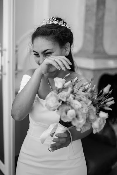 Fotógrafo de casamento Viktoriya Ivanova (viktoriyai). Foto de 9 de setembro 2021