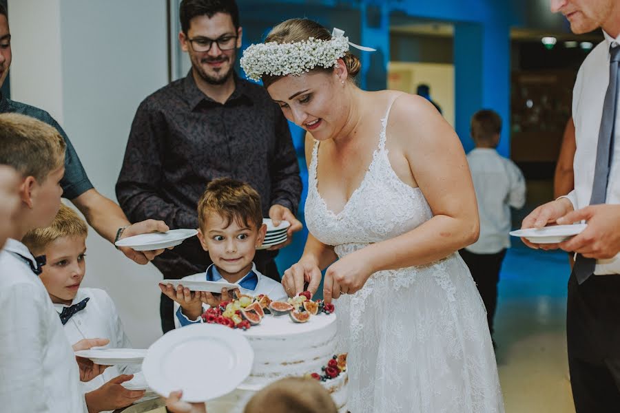 Wedding photographer Adrienn Fekete-Pálfi (audrey). Photo of 12 December 2019