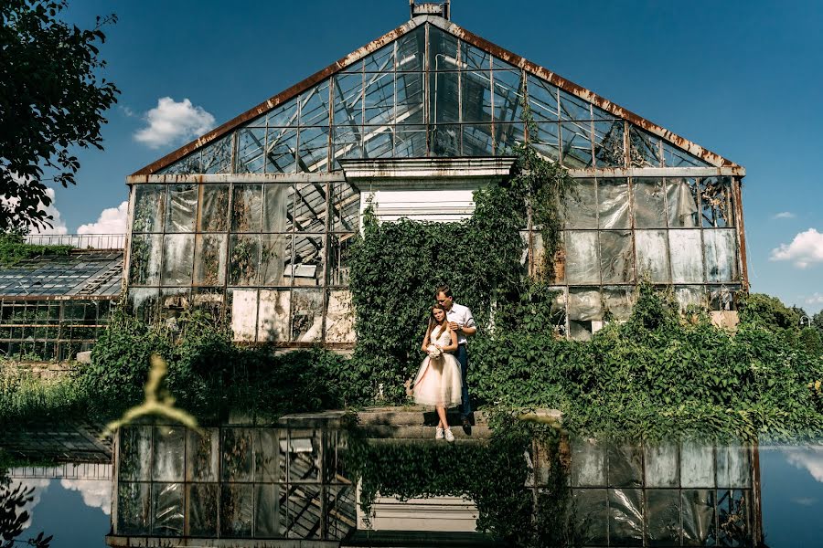 Fotografer pernikahan Volodymyr St (volodymyr). Foto tanggal 13 September 2019