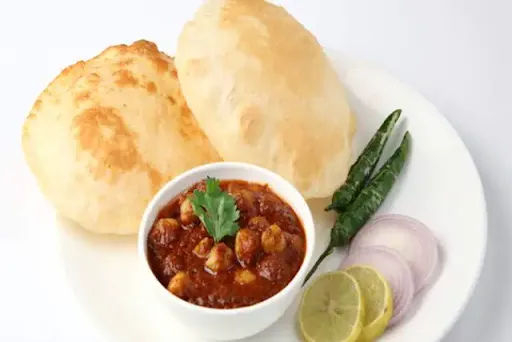 Chole Bhature [2 Bhature]