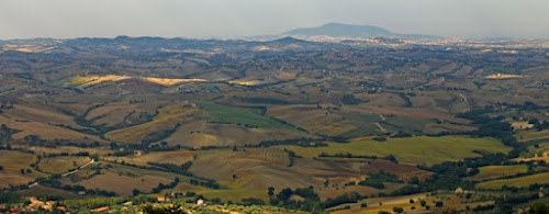 Tra questa immensità s'annega il pensier di Jorjo