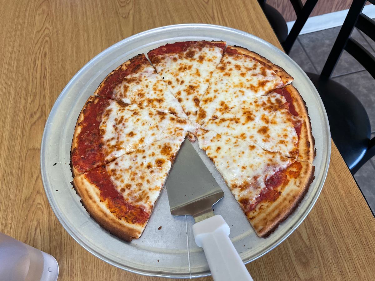 Gluten free cheese pizza