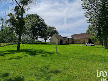 maison à Saint-Jean-d'Assé (72)