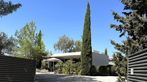 Maison avec piscine et terrasse 3