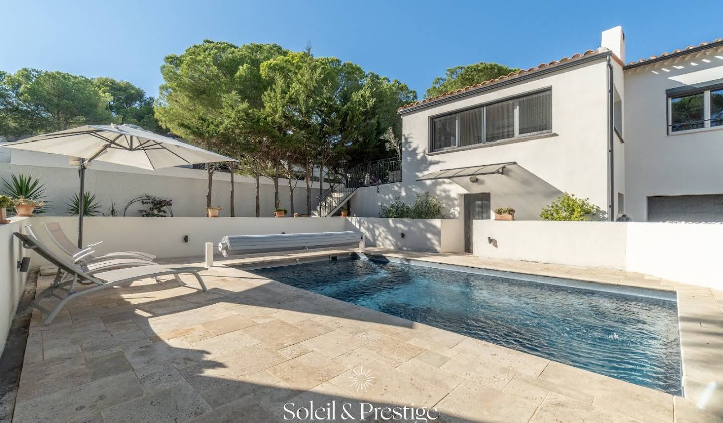 House with pool and terrace Le Cap d'Agde