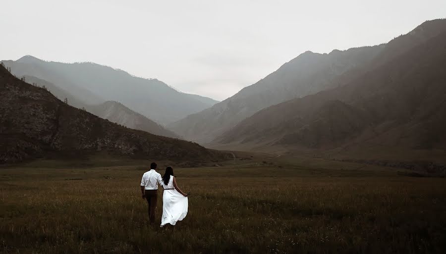 Fotografo di matrimoni Marina Plyukhina (marinaplux). Foto del 26 settembre 2019