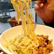 春水堂人文茶館(站前店)