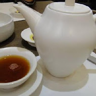 Cha Cha Thé 采采食茶文化