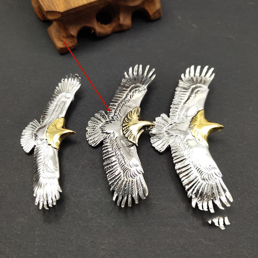 Title 6, Takahashi Wuying Pendant Eagle Golden Head