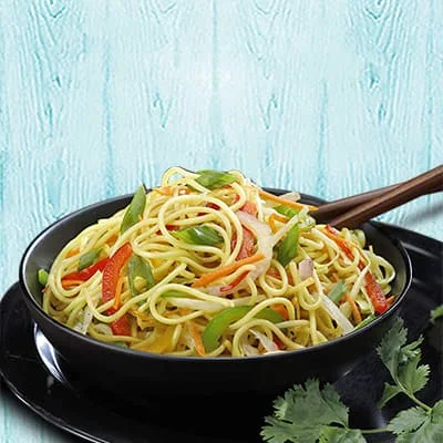 Classic Hakka Noodles- Serve 2