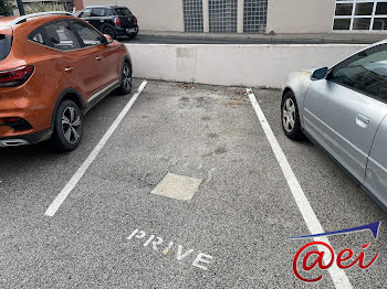 parking à Six-Fours-les-Plages (83)