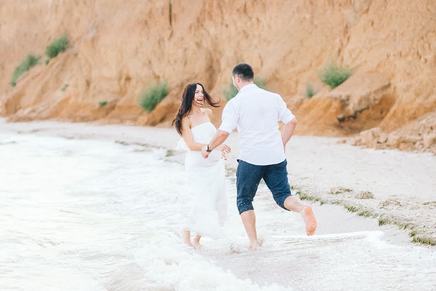 Fotógrafo de casamento Kirill Korolev (korolyov). Foto de 6 de agosto 2017