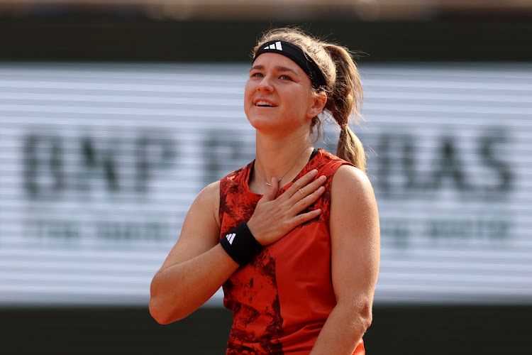 French Open: Karolina Muchová stuns Aryna Sabalenka in comeback win