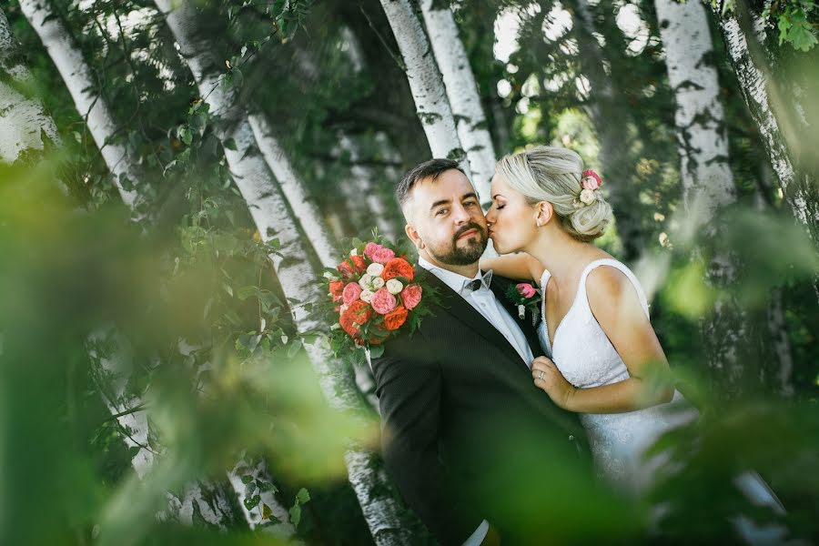 Fotógrafo de bodas Radim Tesarcik (luminia). Foto del 23 de septiembre 2019