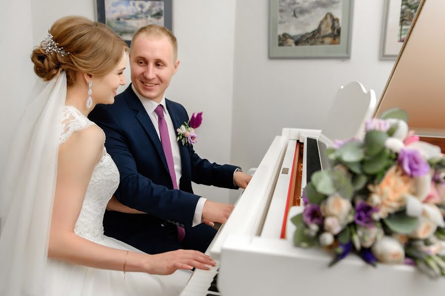 Fotógrafo de bodas Vitaliy Pestov (qwasder). Foto del 19 de marzo 2018