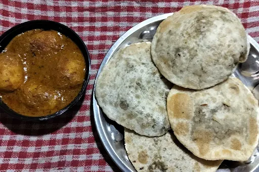 Sattu Kachori [5 Pieces] With Aloo Dum & Achar