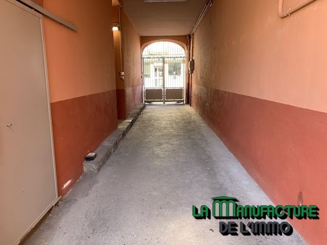 Vente parking  13.8 m² à Saint-Etienne (42000), 11 500 €