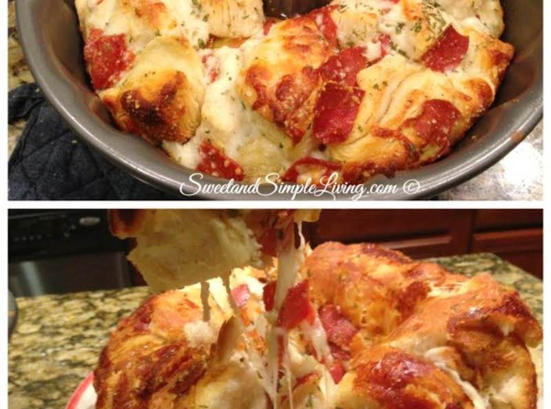 Easy Pull Apart Pizza Bread Was Pinched From <a Href=http://sweetandsimpleliving.com/easy-pull-apart-pizza-bread/ Target=_blank>sweetandsimpleliving.com.</a>