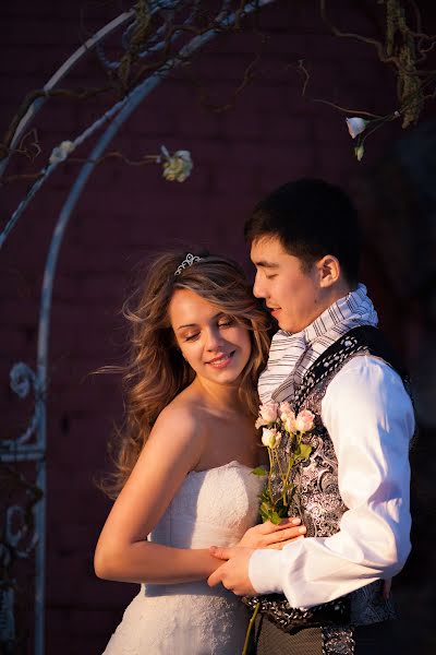 Wedding photographer Gaukhar Zukenova (gohasz). Photo of 19 February 2014