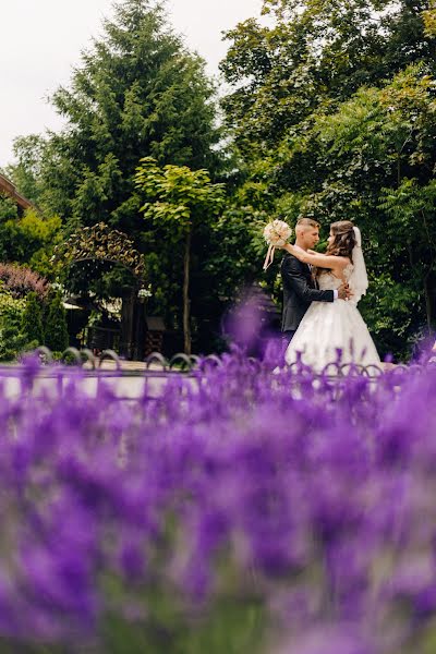 Hochzeitsfotograf Elizaveta Soldatenko (ellieneellie). Foto vom 27. Juni 2022