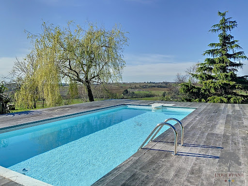 House with pool and terrace 2