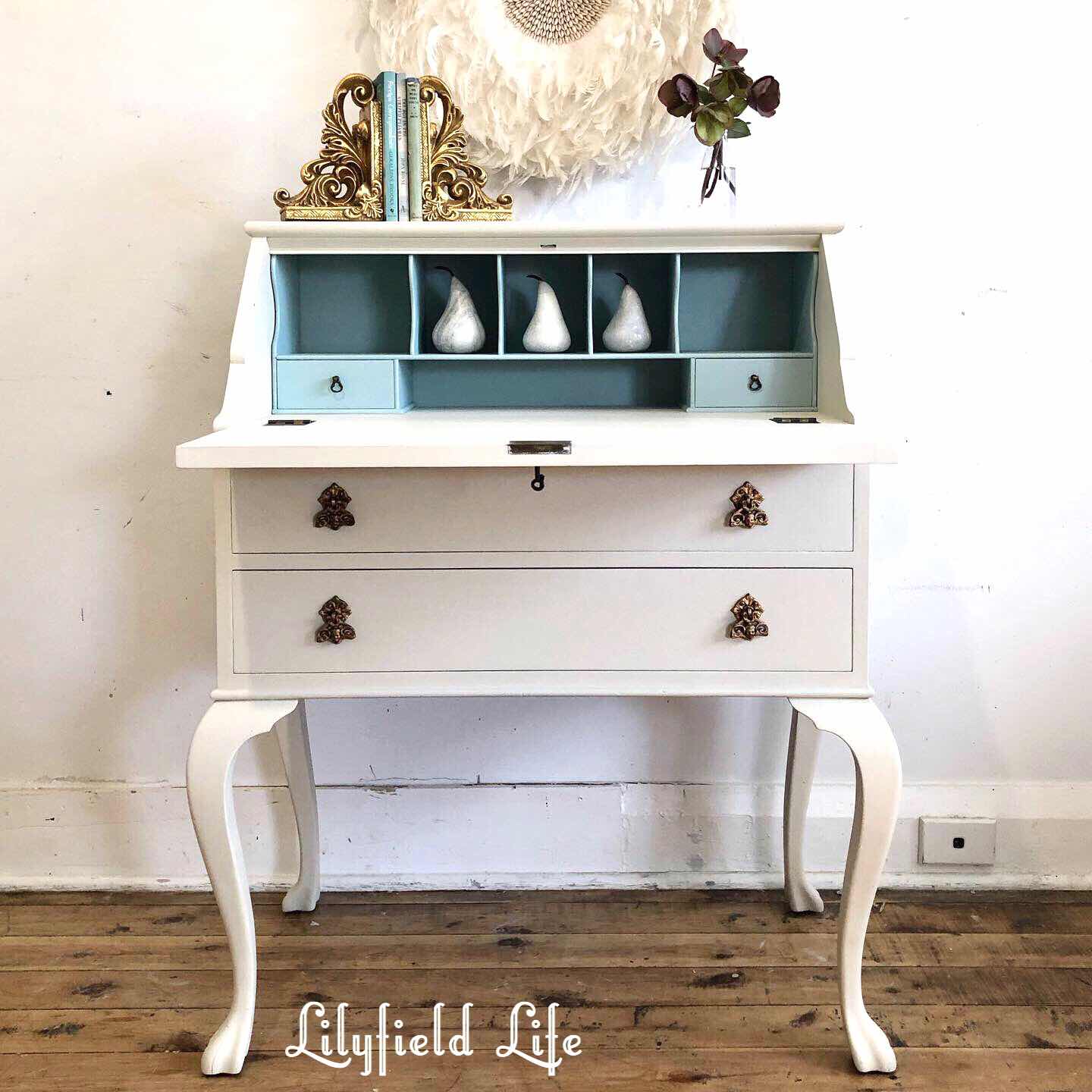 Lilyfield Life: How to use Rub n Buff to paint furniture gold