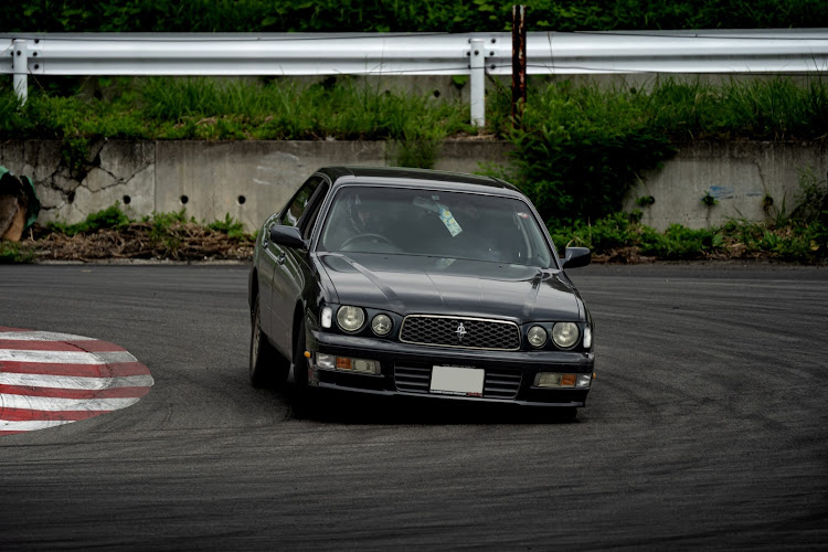 セドリックの初サーキット走行・9月もよろしくお願いします。・リンクサーキットに関するカスタム事例の投稿画像3枚目