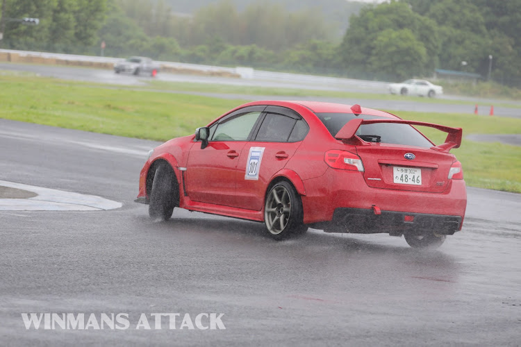 WRX STIのパスタ屋さんが投稿したカスタム事例の投稿画像1枚目