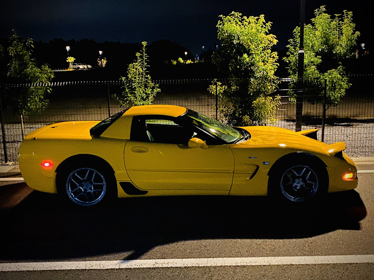 コルベット クーペのC5 Z06・4眼・洗車・雨にも負けず・堪らん😍に関するカスタム事例の投稿画像7枚目