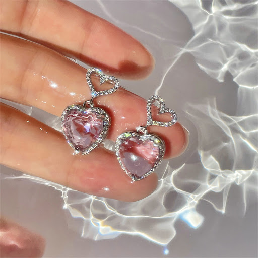 Title 5, New 2023 Light Luxury Pink Crystal Heart Earrin...