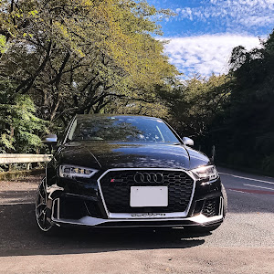 RS3 セダン