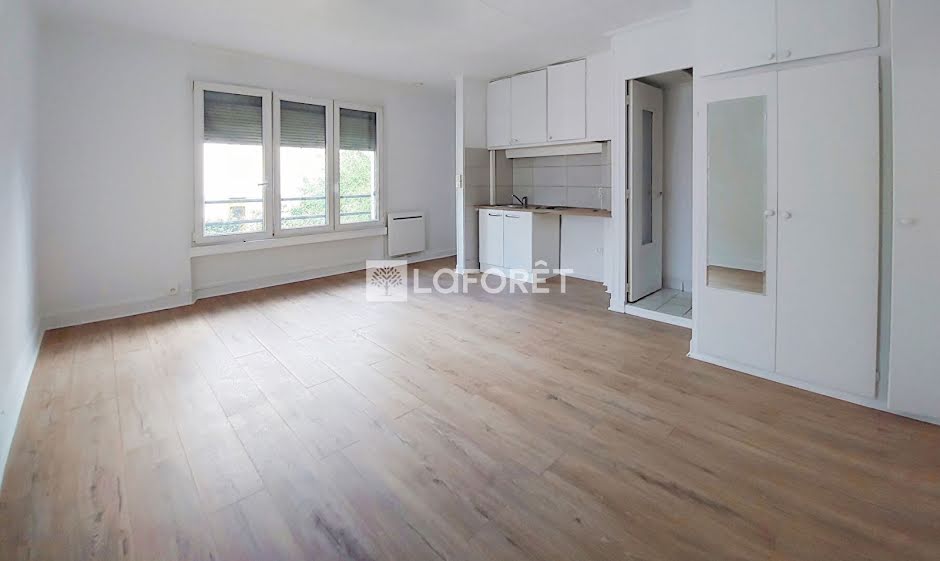 Location  appartement 1 pièce 22.86 m² à Maisons-Alfort (94700), 750 €