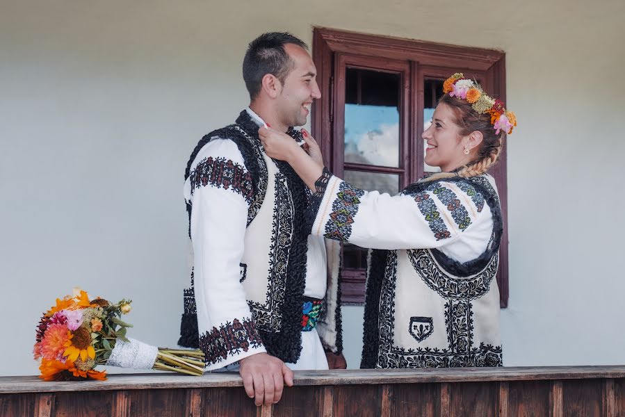 Fotografo di matrimoni Codrut Sevastin (codrutsevastin). Foto del 17 novembre 2020