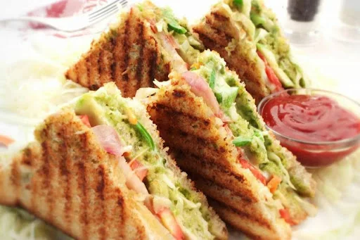 Best Of Mohalla's Club Sandwich (3Lyr)