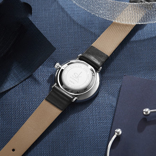 Title 4, Couple watch belt set, a perfect gift of time a...