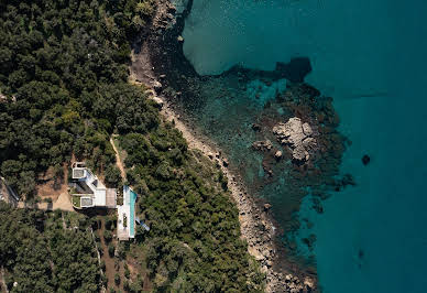 Villa avec piscine et jardin 2