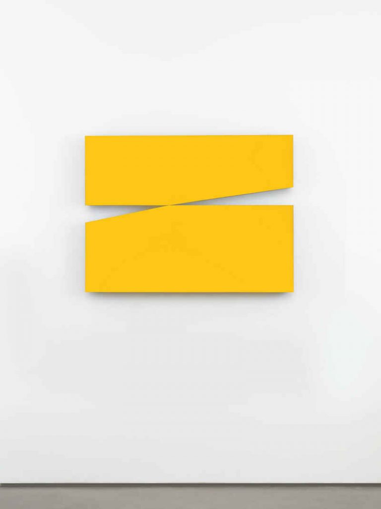 Carmen Herrera, Amarillo Uno, 1971