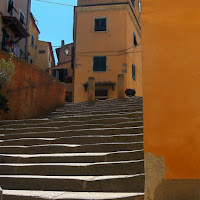 Castagneto Carducci stairs di 