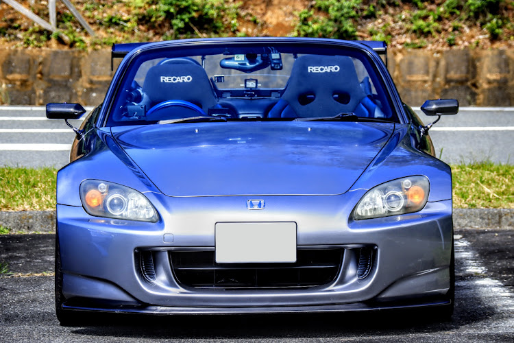 黒羊 さんが投稿したS2000・S2000ミーティング・人の車って撮るの難しい・人の車でピックアップを狙う・シルバーストーンメタリックに関するカスタム事例の投稿画像1枚目