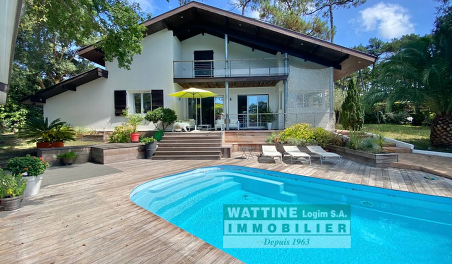 Villa avec piscine en bord de mer Seignosse