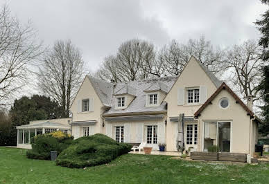 Maison avec piscine et terrasse 7