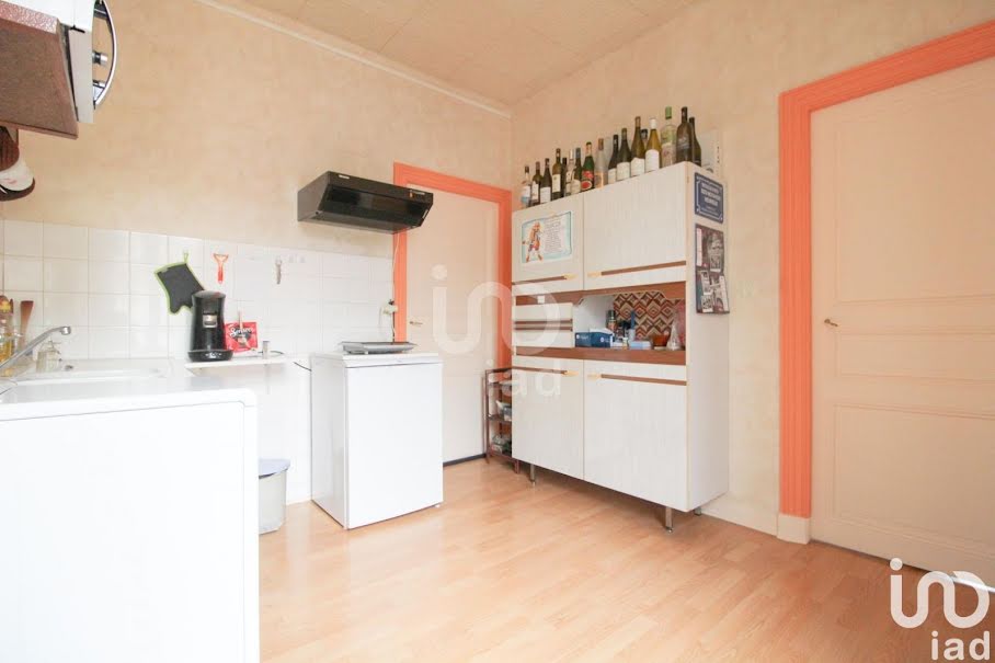 Vente viager 3 pièces 52 m² à Saint-Affrique (12400), 88 000 €