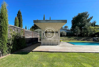 Maison avec piscine et terrasse 20