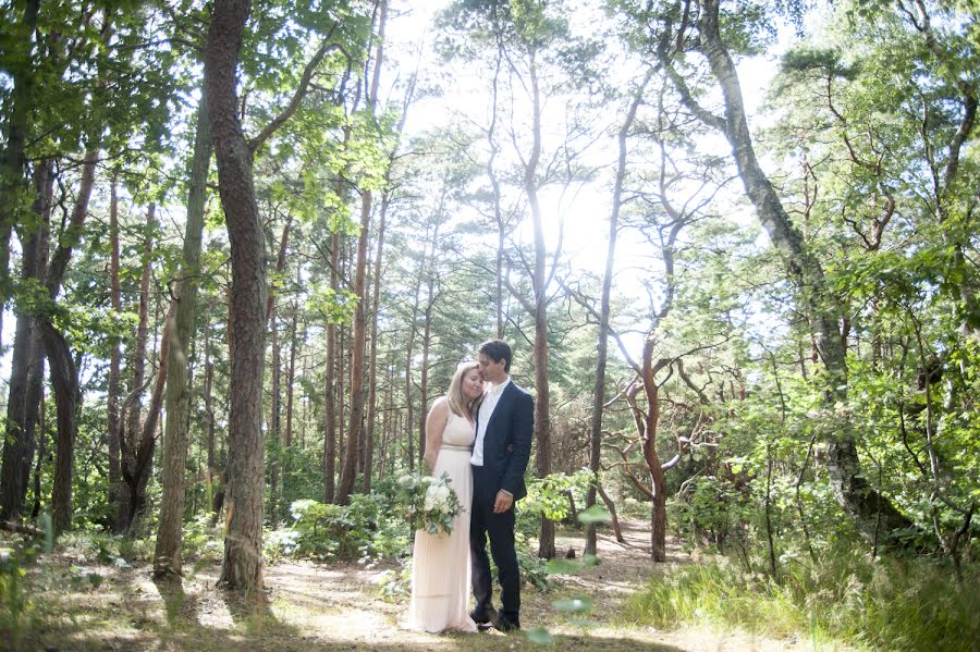 Fotografo di matrimoni Li Fernstedt (lifefotoli). Foto del 30 marzo 2019