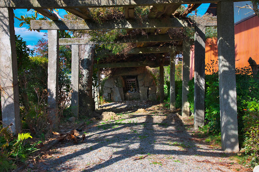 大福寺の隣の社