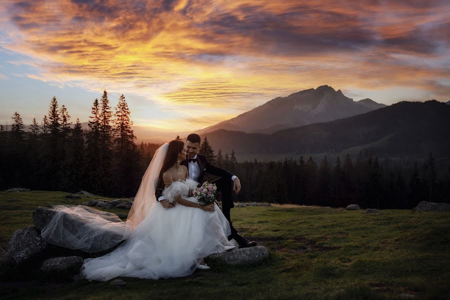 Fotógrafo de casamento Dariusz Krakowiak (krakowiak). Foto de 28 de novembro 2022