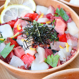 Seafood Chirashi Don