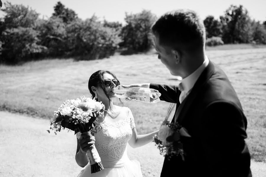 Fotógrafo de casamento Jan Doležal (dolezaljan). Foto de 3 de março