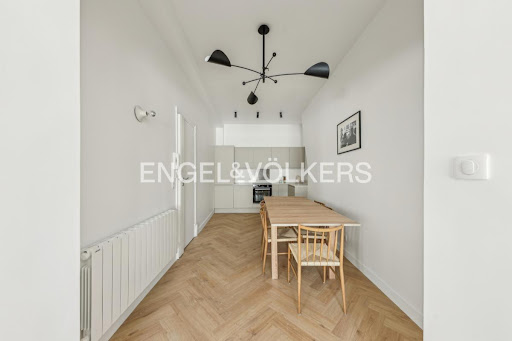 Apartment with terrace 4