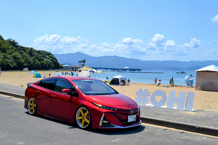 プリウスPHVのいつもイイネ&コメントありがとうございます🙇‍♂️・仲の良い繋がりは大切にしたい😃・GB’R・Grand Blaze Racing・お盆休みに関するカスタム事例の投稿画像3枚目